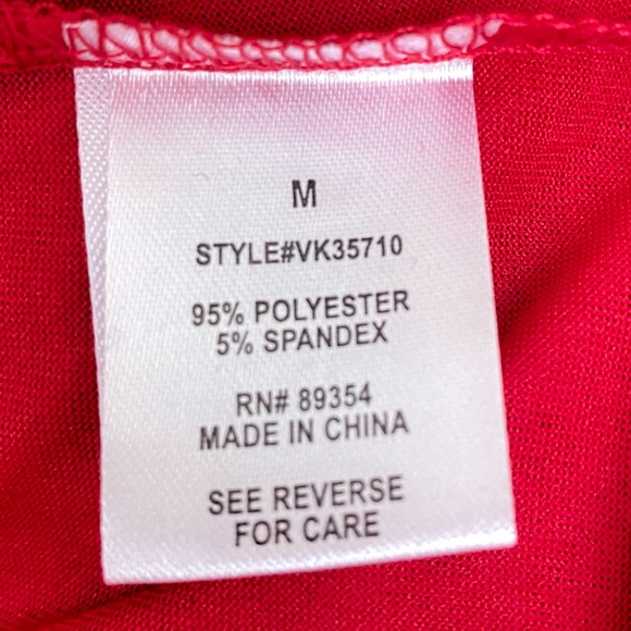 NWT Adrienne Vittadini Red Lace Top size M Silver Dots ❣️Great for Valentine ❤️ - Picture 6 of 7